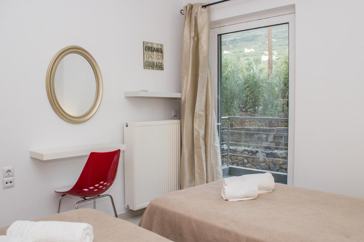 Nina'S Villa, Cosy Seaview Retreat Верга Каламата Екстериор снимка