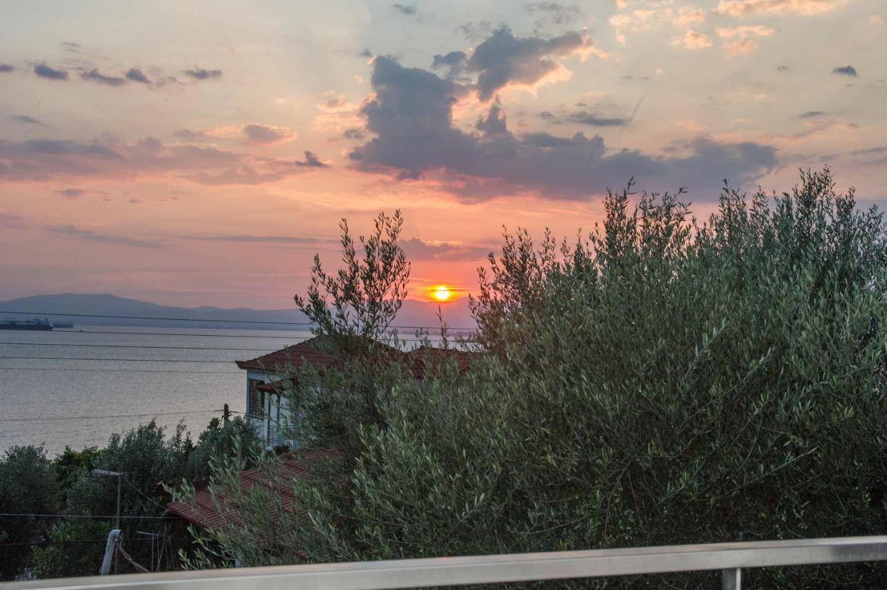 Nina'S Villa, Cosy Seaview Retreat Верга Каламата Екстериор снимка